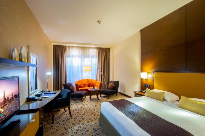 Superior King Room Near Reef Mall By Luxury Bookings 13 Luxury Bookings