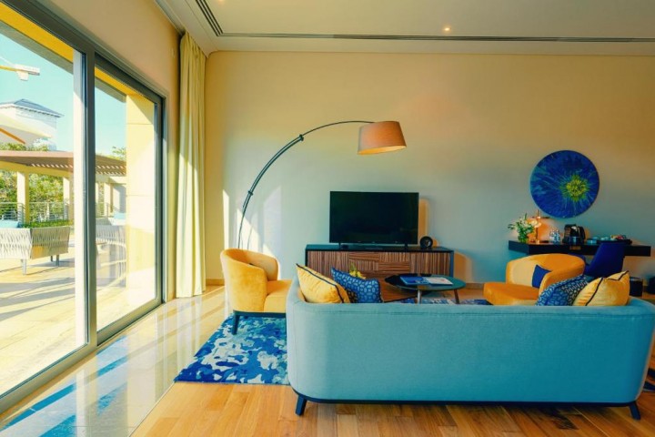 Four Bedroom Luxury Suite With Private Pool Near Paradise Beach On Palm By Luxury Bookings 4 Luxury Bookings
