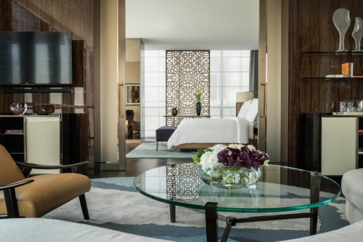 Executive King Suite Near Difc Gate Village By Luxury Bookings 1 Luxury Bookings