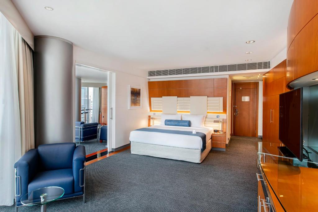 One Bedroom Suite Near falcon Tower Deira By Luxury Bookings Luxury Bookings