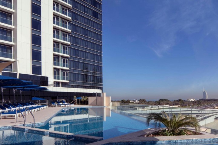 Superior Three Bedroom Apartment Near The Media Lounge Palm By Luxury Bookings 26 Luxury Bookings