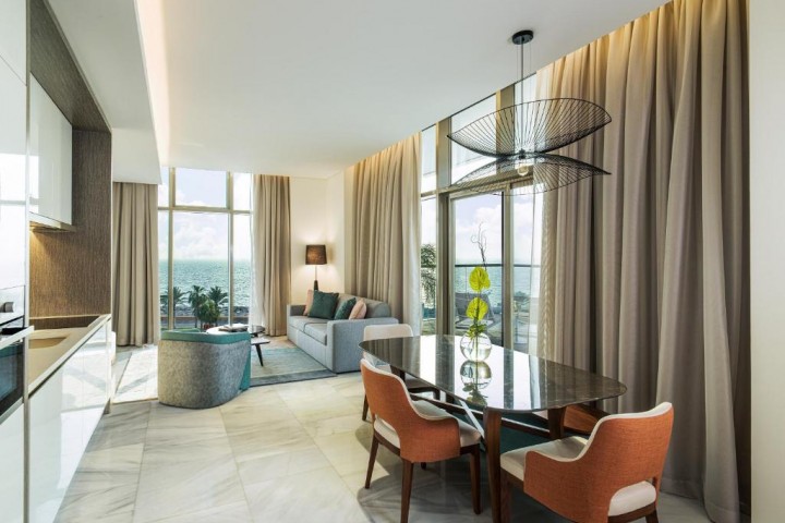Ultra Luxury three bedroom Suite In Palm Jumeirah By Luxury Bookings 2 Luxury Bookings