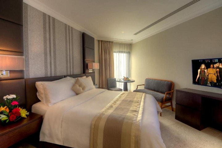 Standard Room Near Palm Strip Mall By Luxury Bookings 0 Luxury Bookings