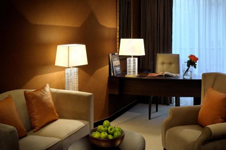 Premier Suite Walk To Marina Mall By Luxury Bookings 1 Luxury Bookings