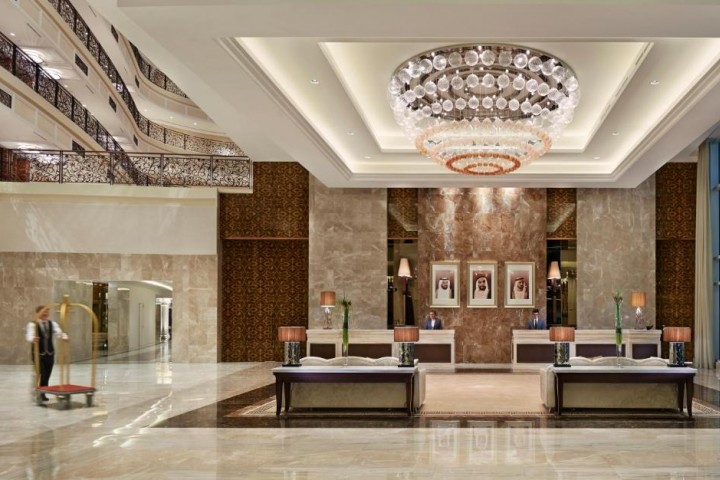 Deluxe Family Room In Palm Jumeirah By Luxury Bookings 27 Luxury Bookings