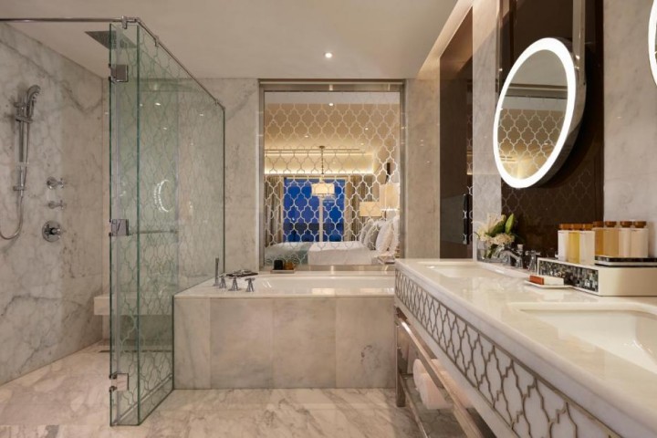 Ultra Luxury Deluxe Suite In Palm Jumeirah By Luxury Bookings 6 Luxury Bookings