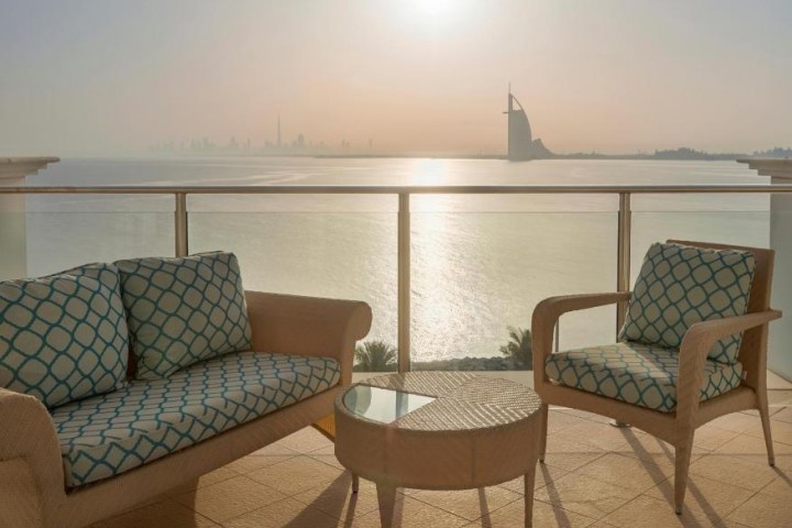 Ultra Luxury Deluxe Suite In Palm Jumeirah By Luxury Bookings 15 Luxury Bookings