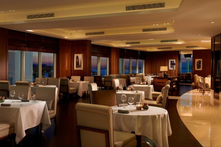 Ultra Luxury Deluxe Suite In Palm Jumeirah By Luxury Bookings 20 Luxury Bookings
