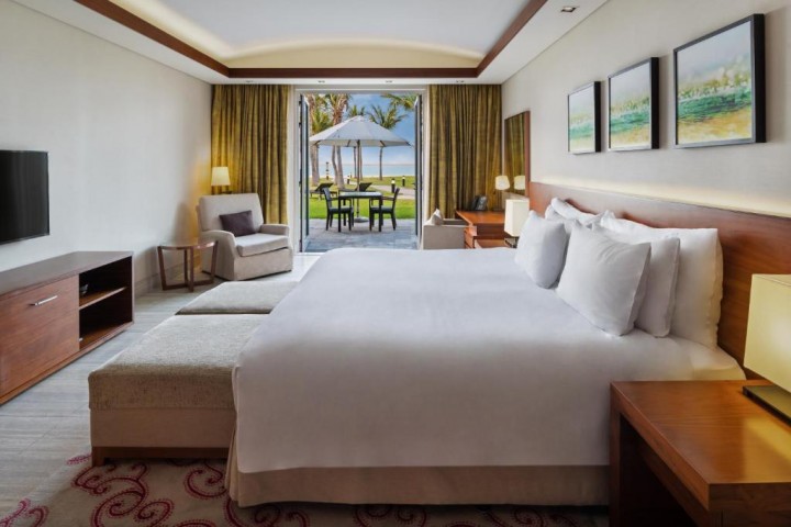 Beachfront Residence One Bedrooom Suite By Luxury Bookings 3 Luxury Bookings