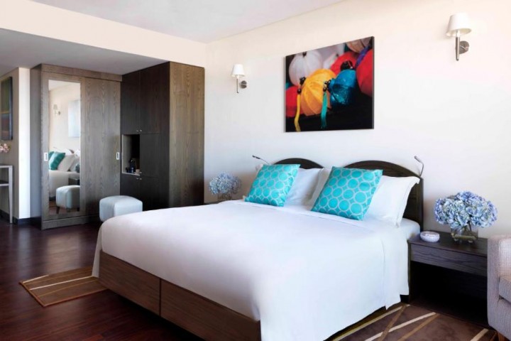 Stylish Luxury Standard Room Residence In Palm Jumeirah By Luxury Bookings 1 Luxury Bookings