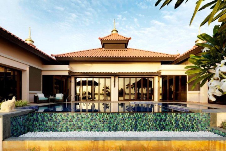 Stylish Luxury Standard Room Residence In Palm Jumeirah By Luxury Bookings 12 Luxury Bookings