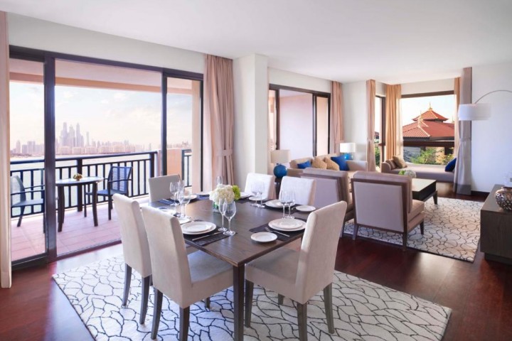 Stylish Luxury Two Bedroom Apartment In Palm Jumeirah By Luxury Bookings 2 Luxury Bookings