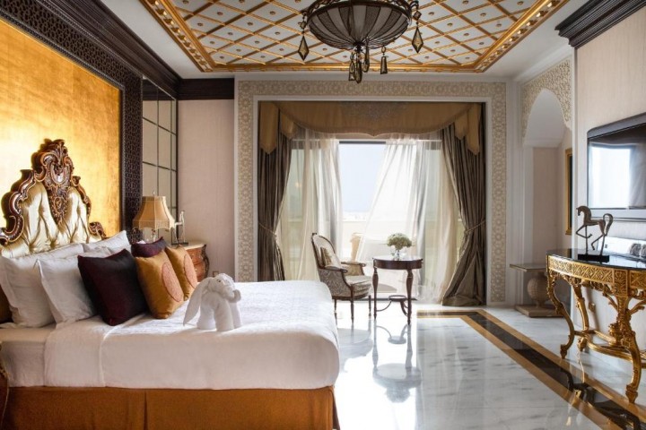 Four Bedroom Lagoon Royal Residence In Palm Jumeirah By Luxury Bookings 23 Luxury Bookings
