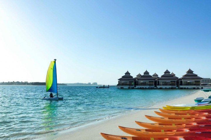 Junior Ocean Suite In Private Island Near To Palm By Luxury Bookings 28 Luxury Bookings