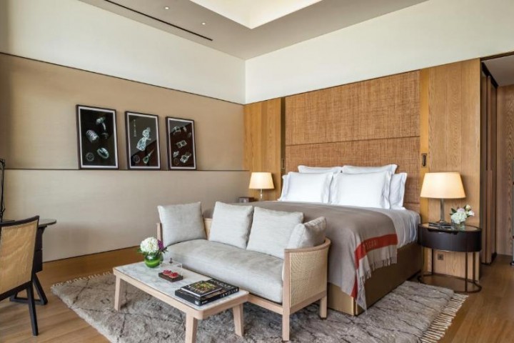 Superior King Room in Private Resort Island in Jumeirah Beach By Luxury Bookings 0 Luxury Bookings