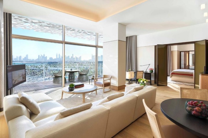 Superior King Room in Private Resort Island in Jumeirah Beach By Luxury Bookings 16 Luxury Bookings