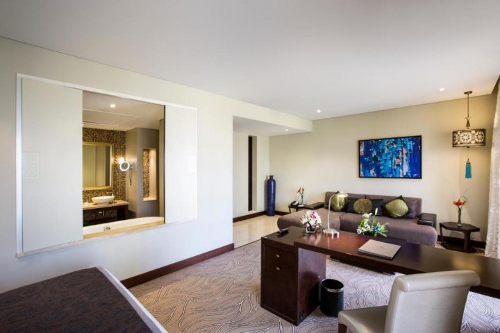 Deluxe Suite One Bedroom Near World Trade Center By Luxury Bookings 12 Luxury Bookings