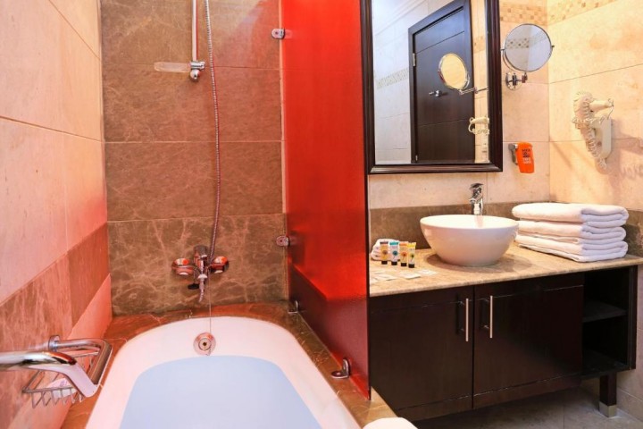 Studio Apartment Near Mashreq Metro Station By Luxury Bookings 3 Luxury Bookings