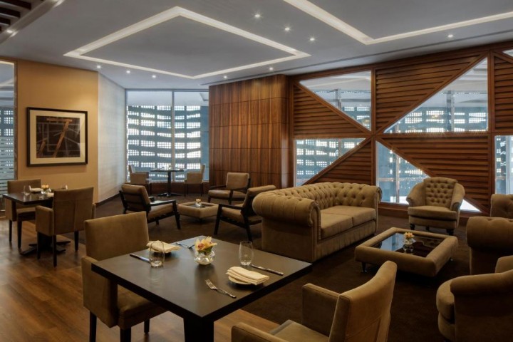 Junior Suite Near Grosvenor Business Bay Tower By Luxury Bookings 4 Luxury Bookings