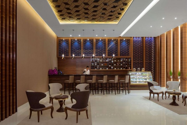Junior Suite Near Grosvenor Business Bay Tower By Luxury Bookings 9 Luxury Bookings