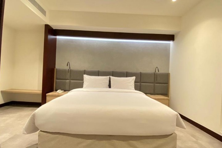 One Bedroom Apartment Near American Hospital By Luxury Bookings 4 Luxury Bookings