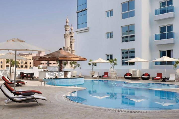 Two bedroom Apartment Near Gold Souk Metro Station By Luxury Bookings 16 Luxury Bookings