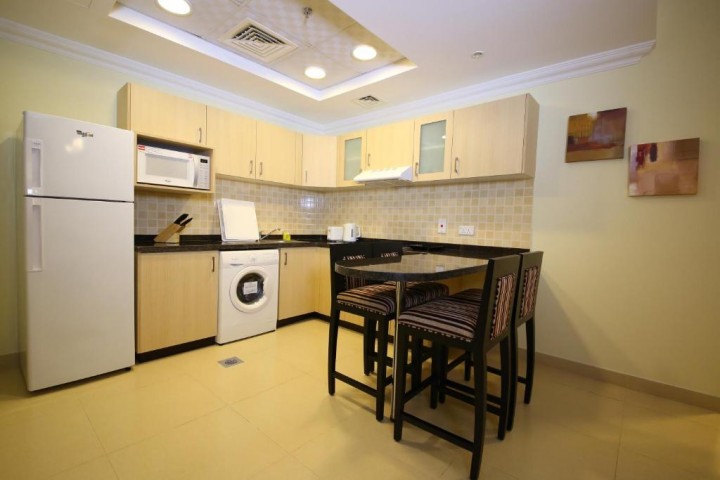 Classic Two Bedroom Near Mall Of Emirates By Luxury Bookings 2 Luxury Bookings
