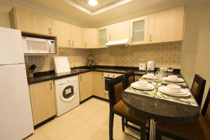 Classic Two Bedroom Near Mall Of Emirates By Luxury Bookings 7 Luxury Bookings