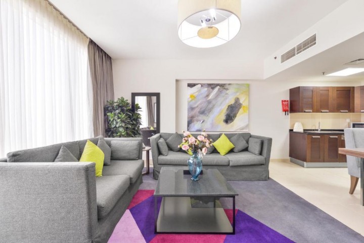One Bedroom Apartment On SZR Near Wtc Metro By Luxury Bookings 7 Luxury Bookings