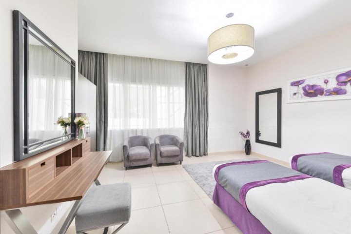 One Bedroom Apartment On SZR Near Wtc Metro By Luxury Bookings 26 Luxury Bookings