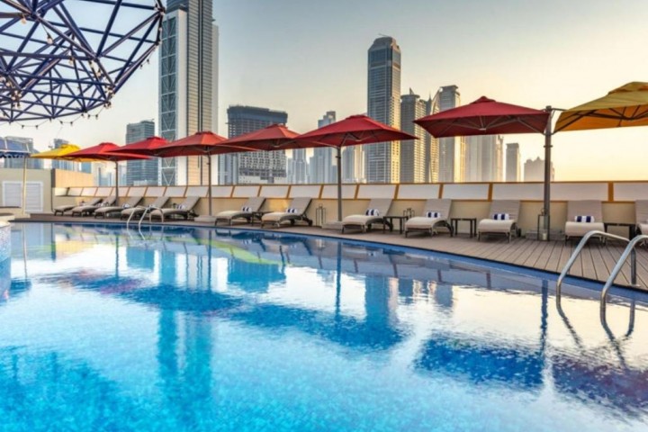 Studio Apartmnet Near Burj Khalifa Metro By Luxury Bookings 13 Luxury Bookings