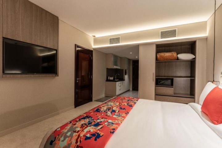 Studio Apartmnet Near Burj Khalifa Metro By Luxury Bookings 11 Luxury Bookings