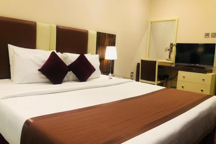 One Bedroom Near Mashreq Metro Station By Luxury Bookings 11 Luxury Bookings