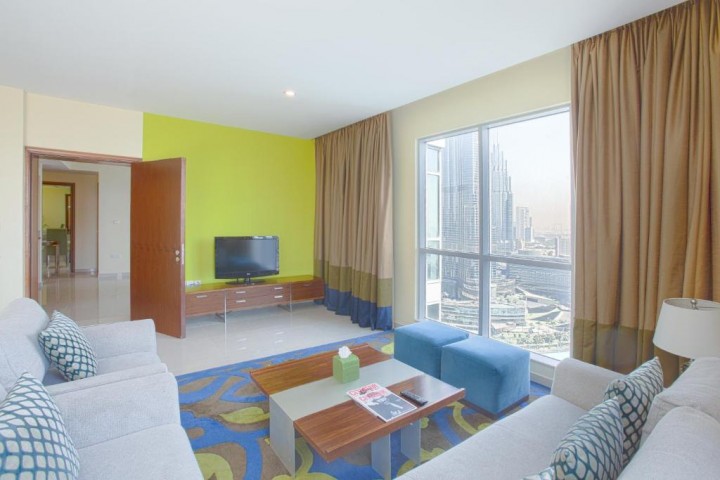 Two Bedroom Near Downtown By Luxury Bookings 10 Luxury Bookings