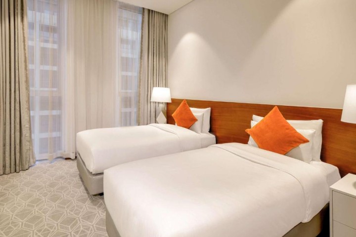 King Room Near DXB Airport By Luxury Bookings 0 Luxury Bookings