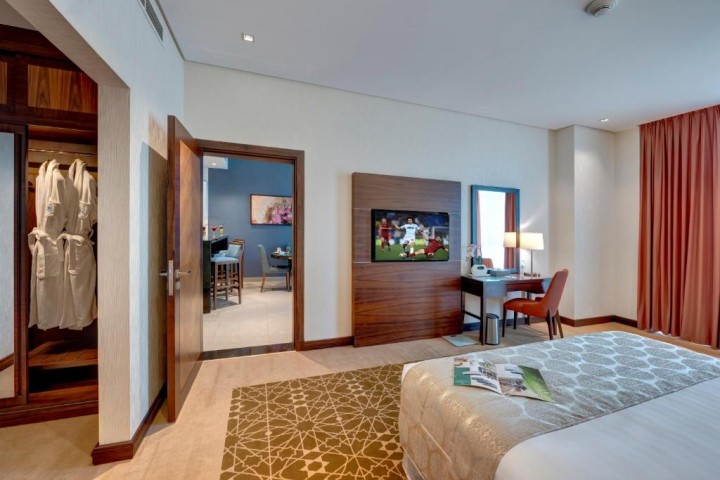 Studio Apartment Near Westzone Supermarket By Luxury Bookings 7 Luxury Bookings