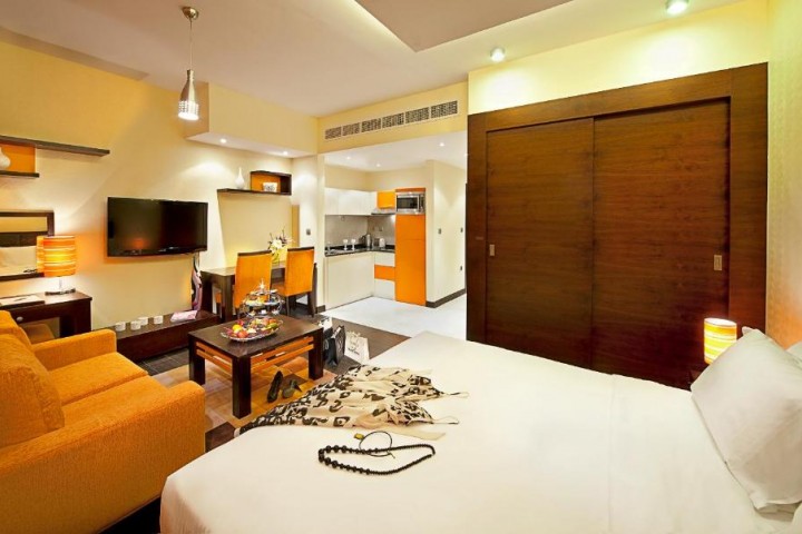 Double Room Near Dubai Marina Mall By Luxury Bookings 0 Luxury Bookings