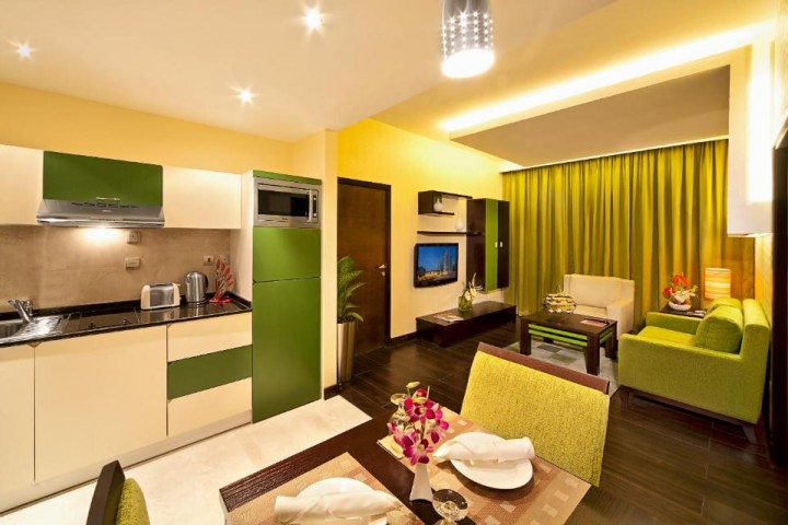 One Bedroom Apartment Near Dubai Marina Mall By Luxury Bookings 6 Luxury Bookings