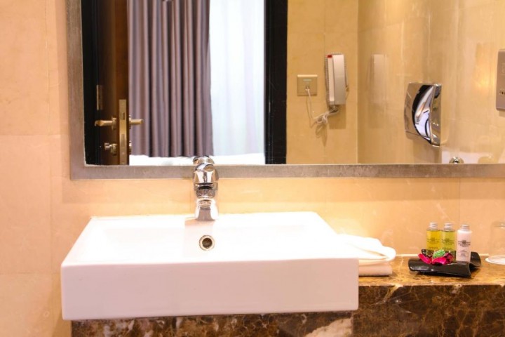 Two Bedroom Suite Near financial Center Metro By Luxury Bookings 3 Luxury Bookings