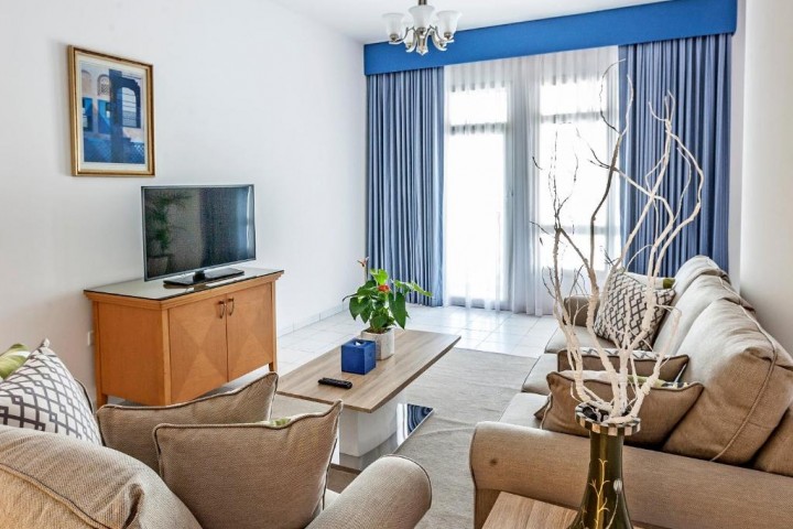 Three Bedroom Apartment Near Dubai Mall By Luxury Bookings 21 Luxury Bookings