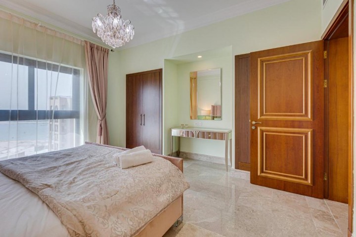 Two Bedroom Apartment in Palm Jumeirah Near Nakheel Mall By Luxury Bookings 23 Luxury Bookings