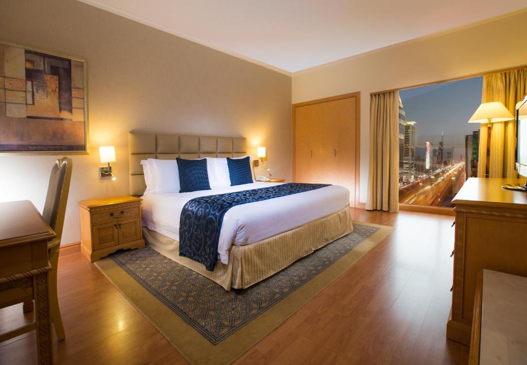 Deluxe Room On Sheikh Zayed Road By Luxury Bookings Luxury Bookings