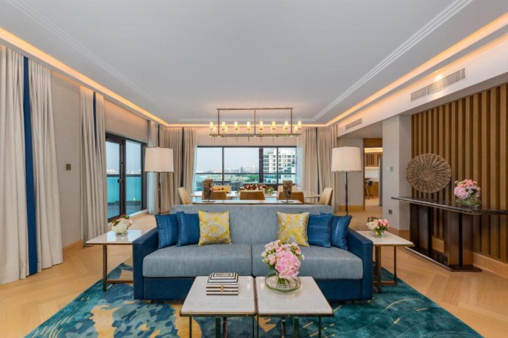 Two Bedroom Grand Luxury Suite In Palm Jumeirah By Luxury Bookings 19 Luxury Bookings