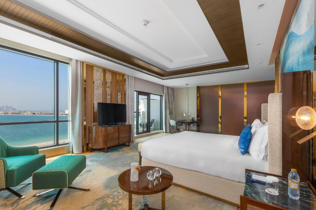 Presidential Suite Four bedroom Sea View In Palm Jumeirah By Luxury Bookings Luxury Bookings