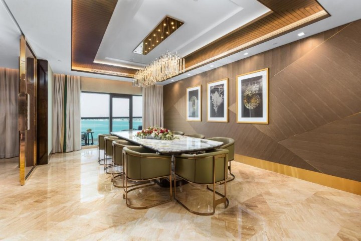 Presidential Suite Four bedroom Sea View In Palm Jumeirah By Luxury Bookings 5 Luxury Bookings