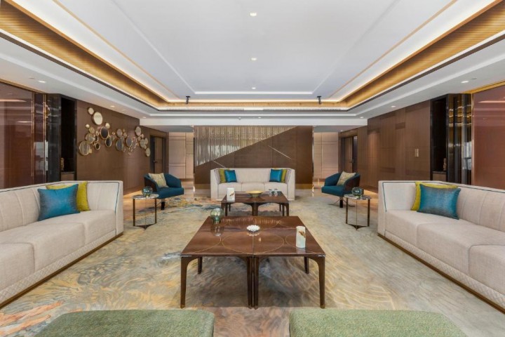 Presidential Suite Four bedroom Sea View In Palm Jumeirah By Luxury Bookings 8 Luxury Bookings
