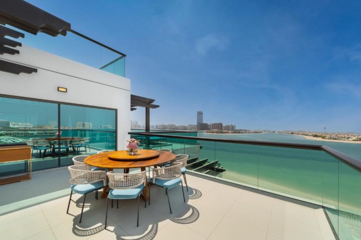Presidential Suite Four bedroom Sea View In Palm Jumeirah By Luxury Bookings 21 Luxury Bookings