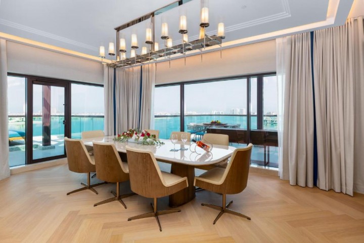 Presidential Suite Four bedroom Sea View In Palm Jumeirah By Luxury Bookings 23 Luxury Bookings