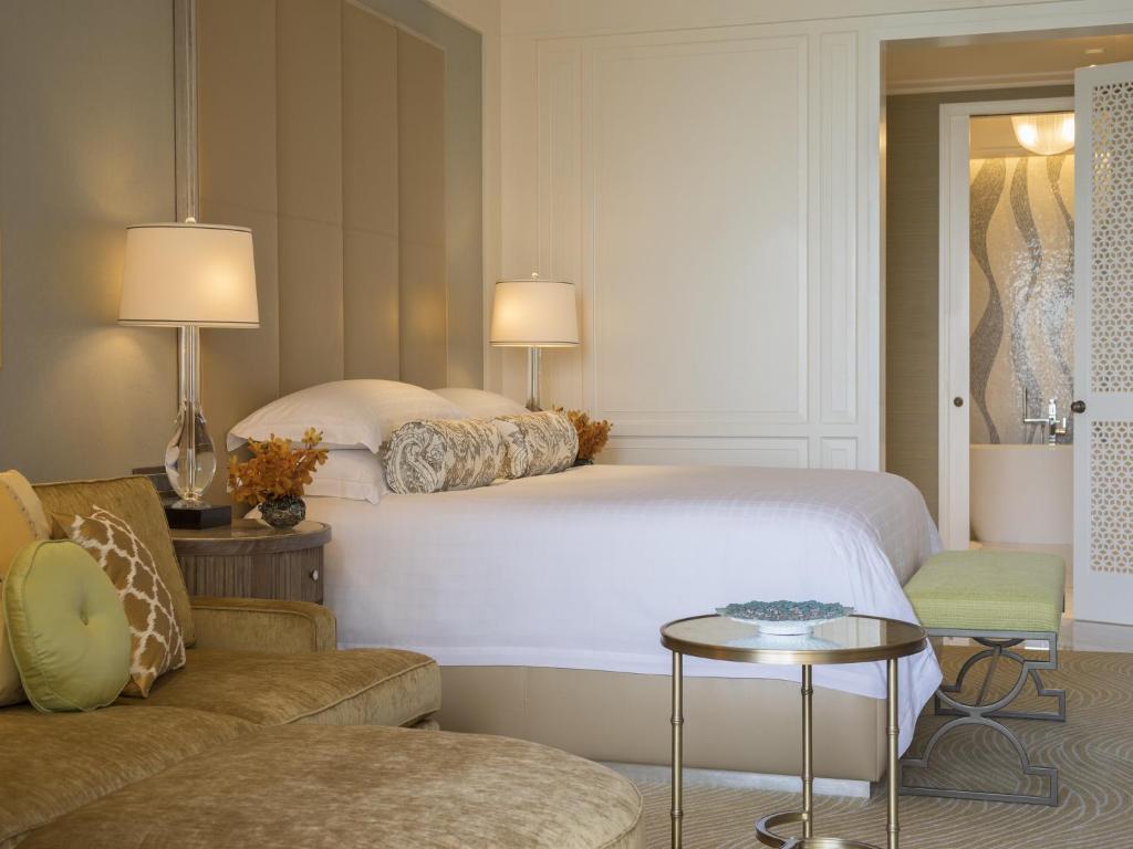 Ultra luxury Deluxe Room In Jumeirah Resort By Luxury Bookings Luxury Bookings