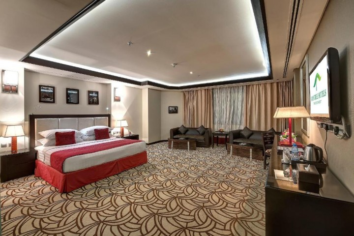 Deluxe Room Near Rais Shopping Centre By Luxury Bookings 2 Luxury Bookings